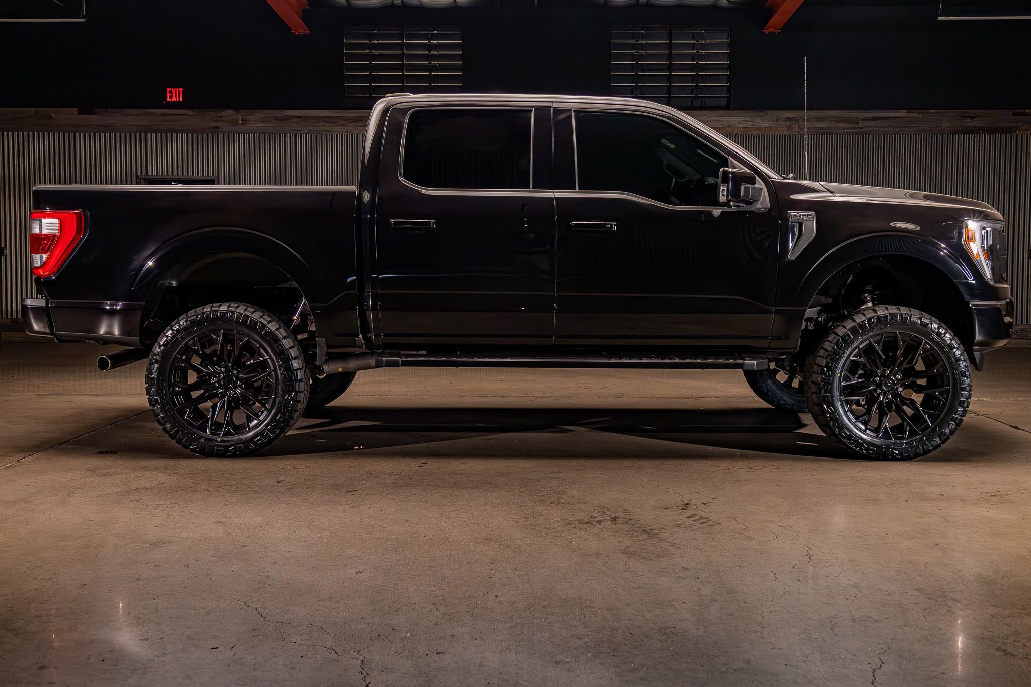 Used 2021 Ford F150 Lariat AWD/4WD image 11