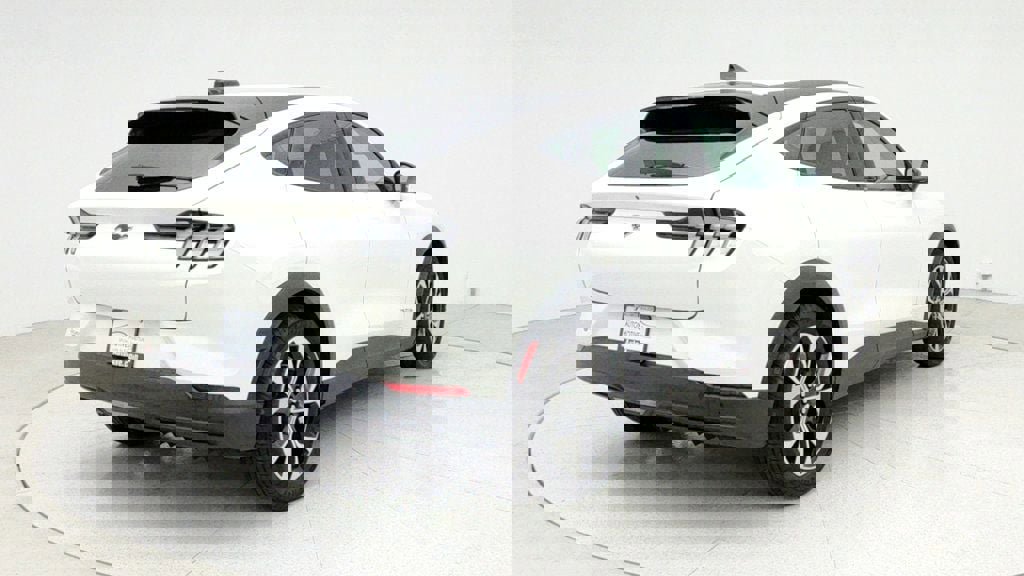 Used 2025 Ford Mustang Mach-E Select image 5