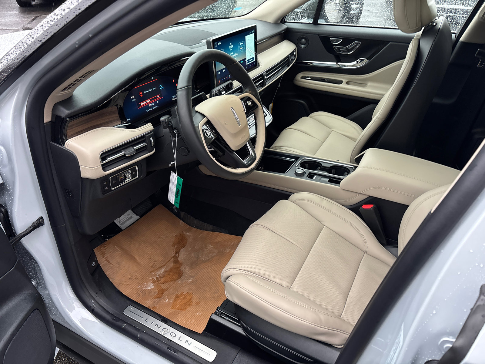 New 2026 Lincoln Corsair Grand Touring image 25