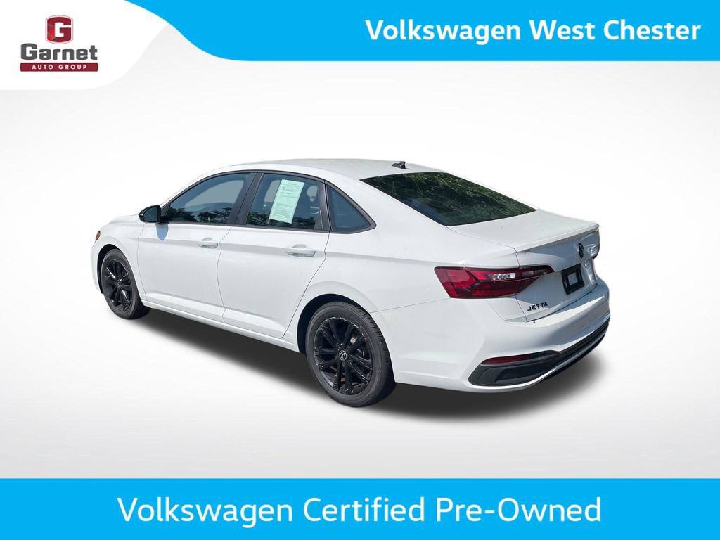 Used 2022 Volkswagen Jetta Sport w/ IQ.Drive Package FWD image 3