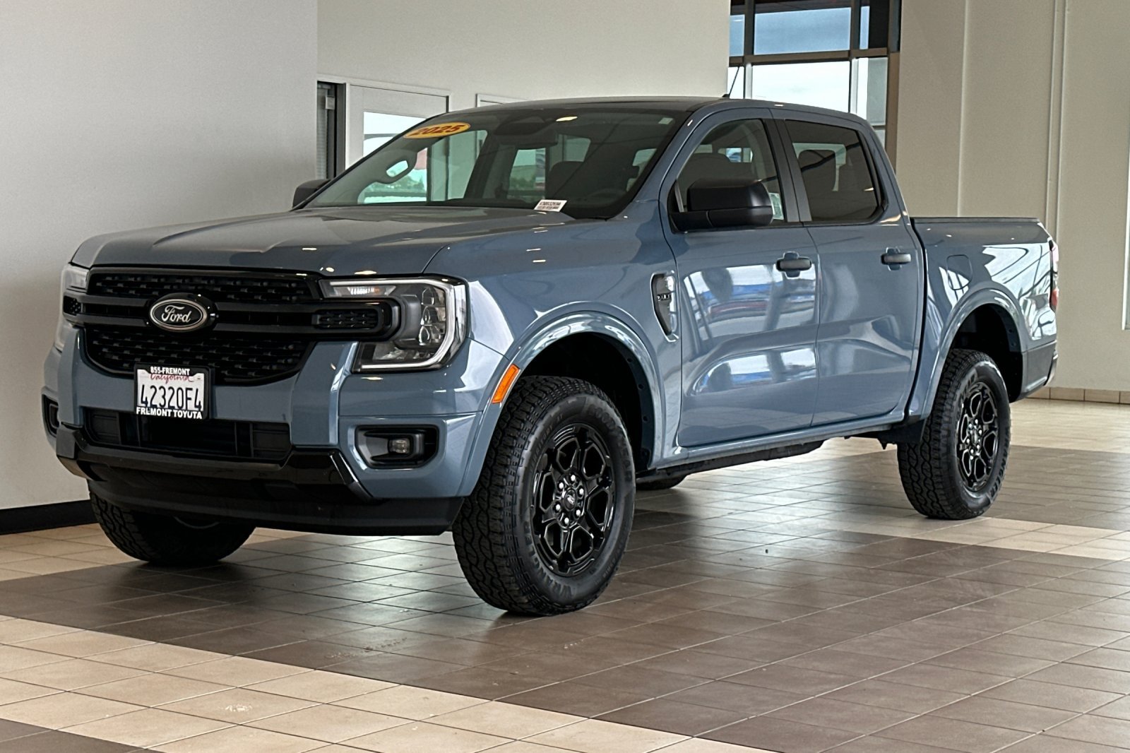 Used 2025 Ford Ranger XLT w/ Equipment Group 301A High RWD image 8