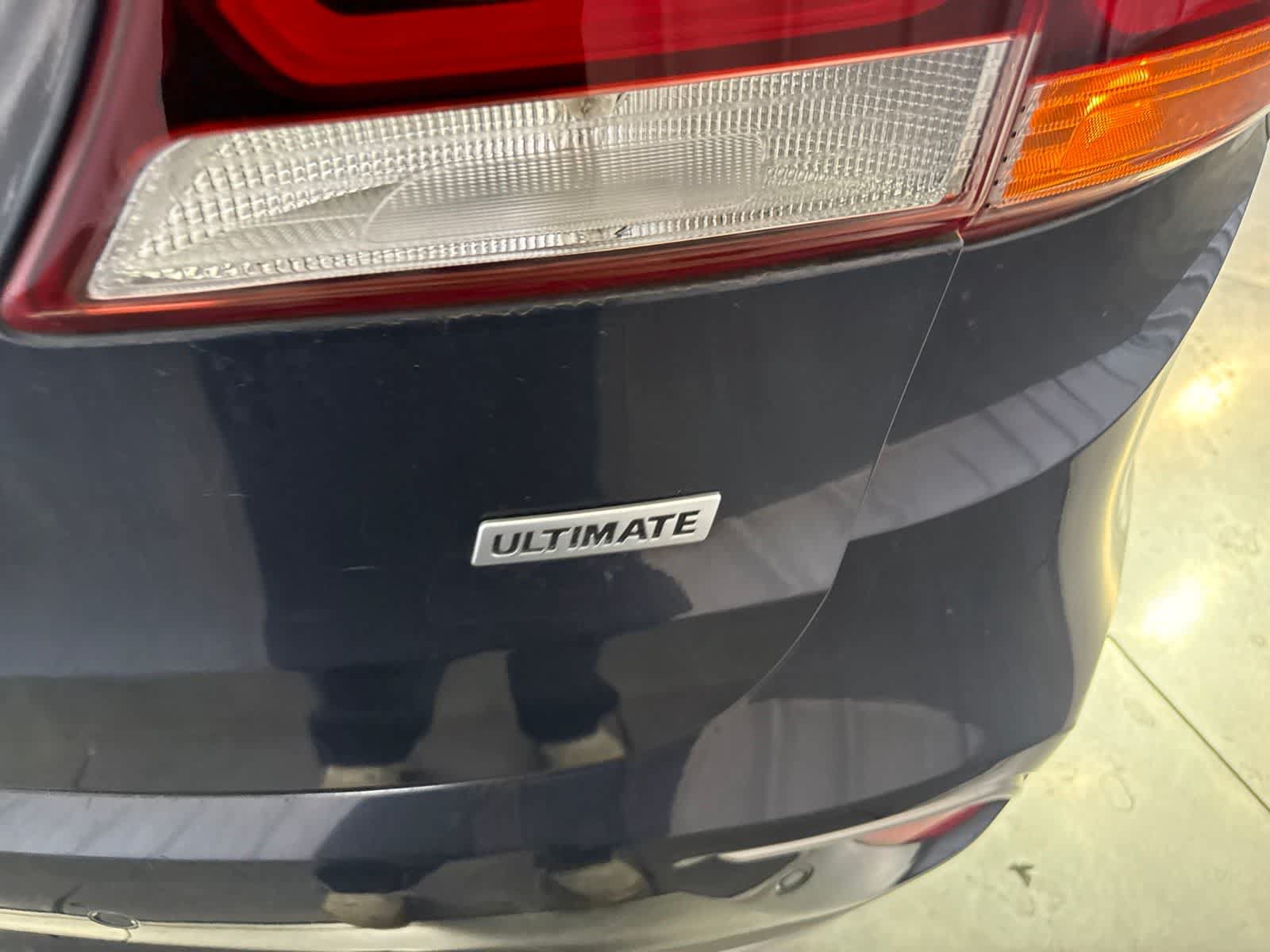 Used 2017 Hyundai Santa Fe FWD image 16
