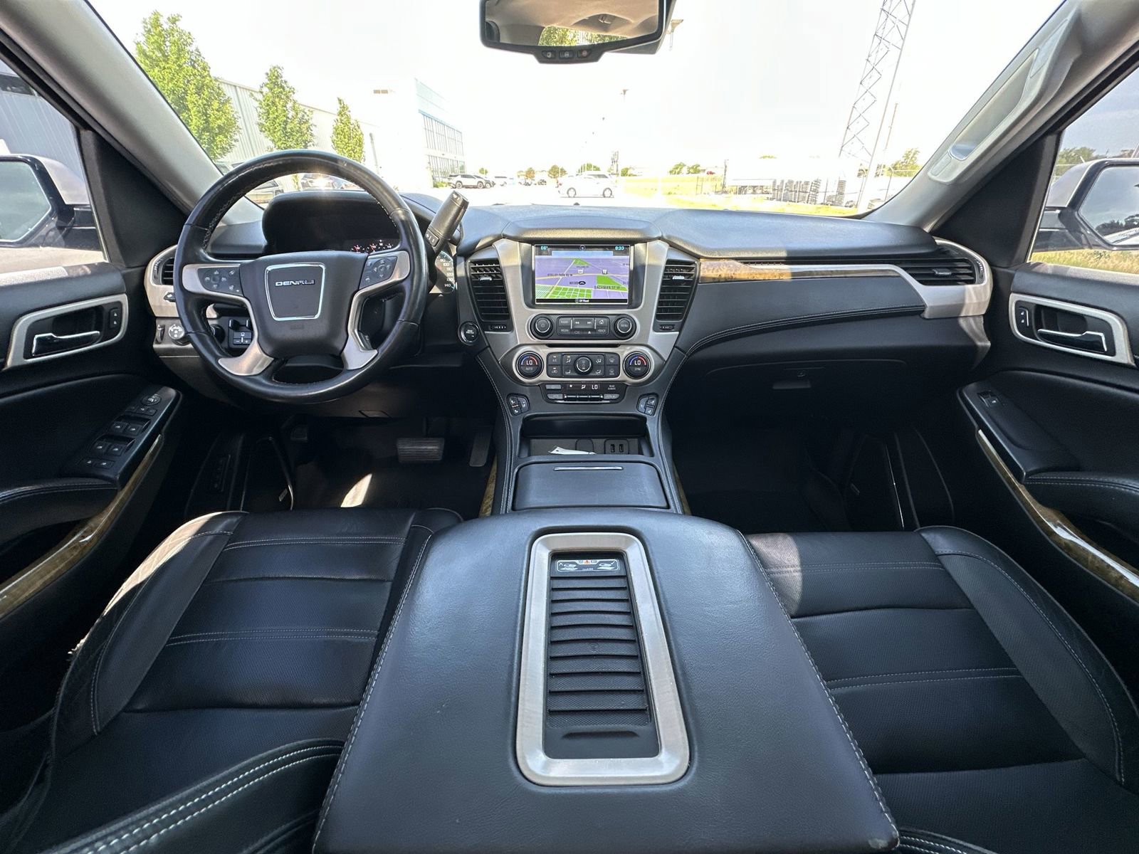 Used 2017 GMC Yukon XL Denali w/ Open Road Package AWD/4WD image 21