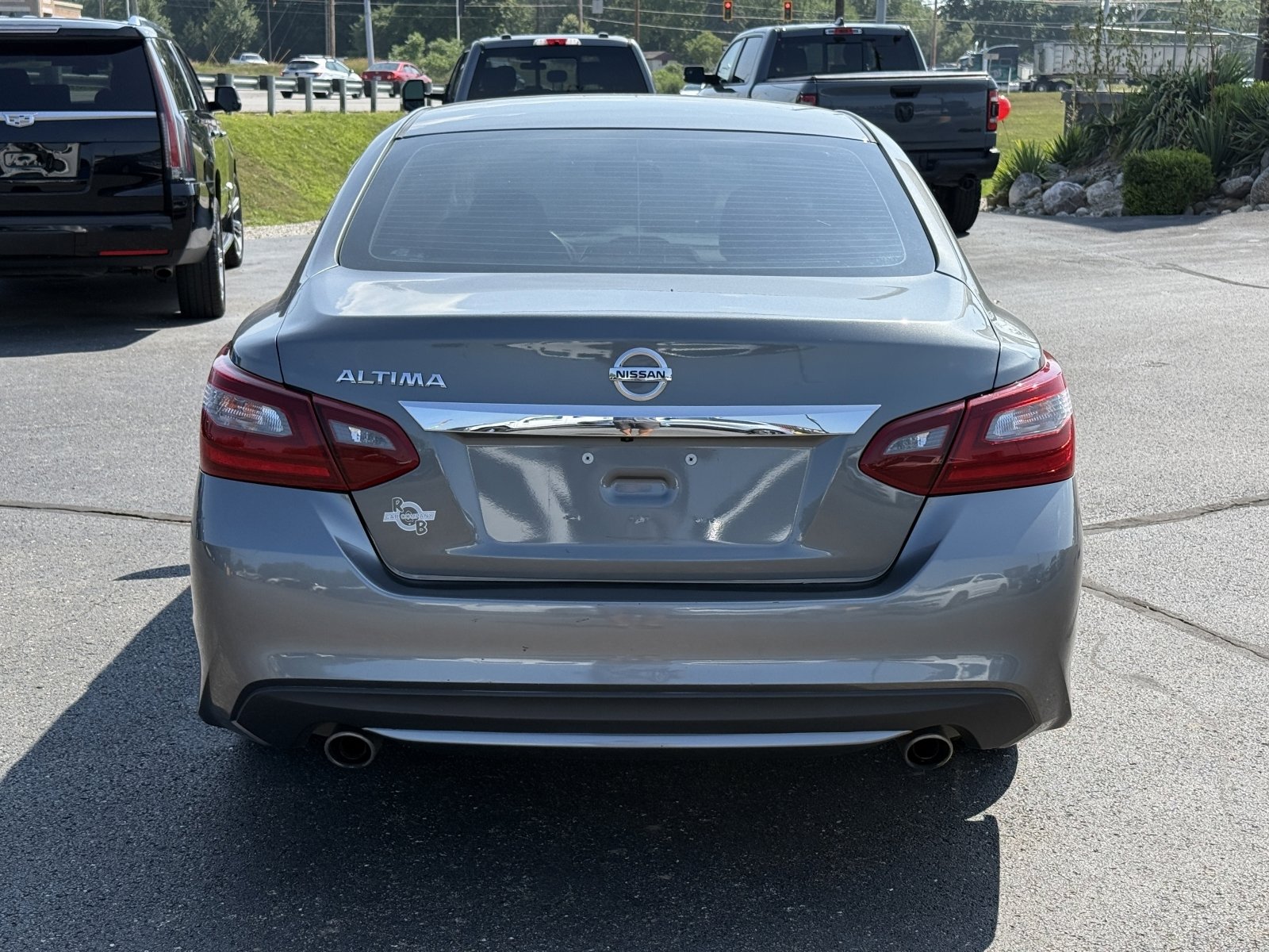 Used 2018 Nissan Altima 2.5 S w/ S Convenience Package image 7