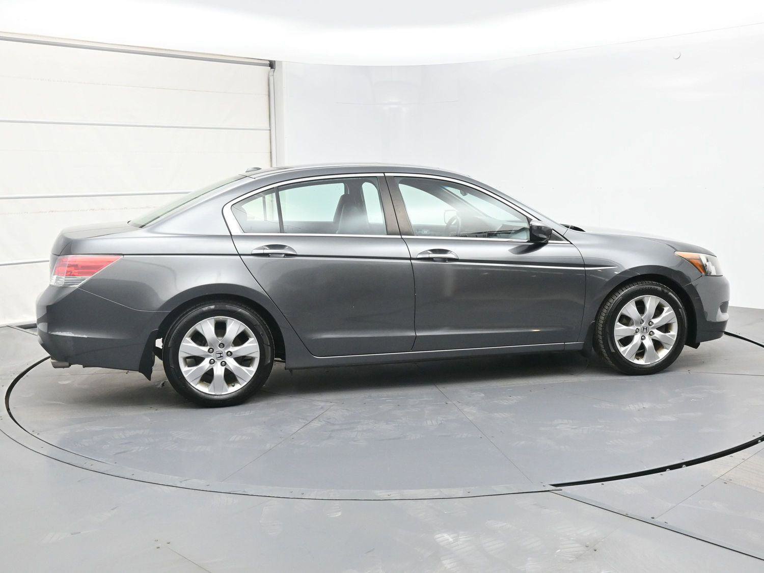 Used 2010 Honda Accord EX-L image 24