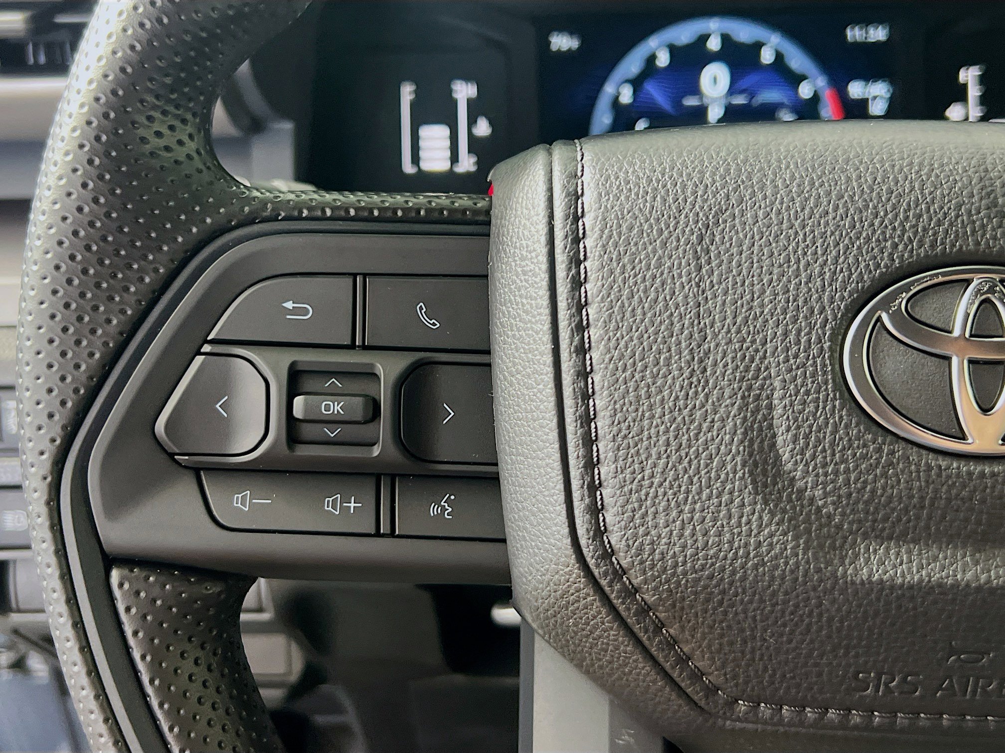 New 2025 Toyota Tacoma SR5 image 18