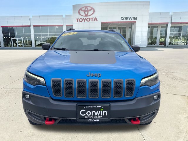 Used 2019 Jeep Cherokee Trailhawk w/ Cold Weather Group AWD/4WD image 8