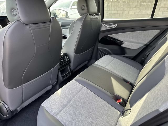 New 2026 Volkswagen ID.4 Pro RWD image 10