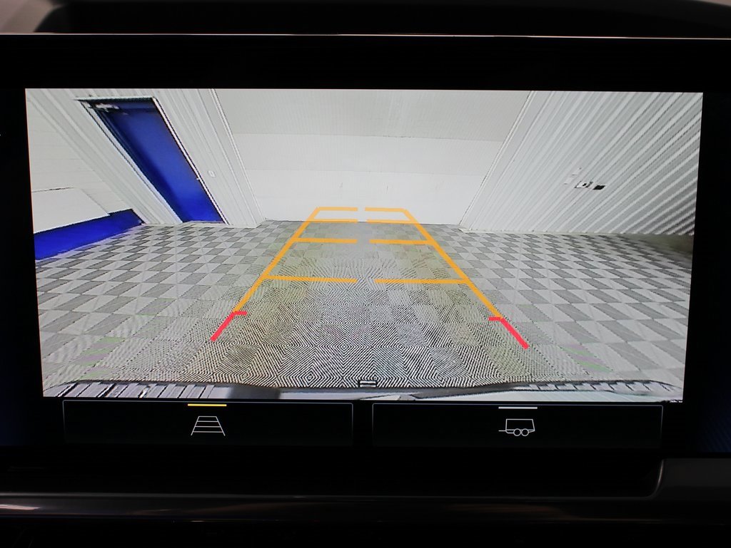 Used 2024 Chevrolet Silverado 1500 LT Trail Boss image 16