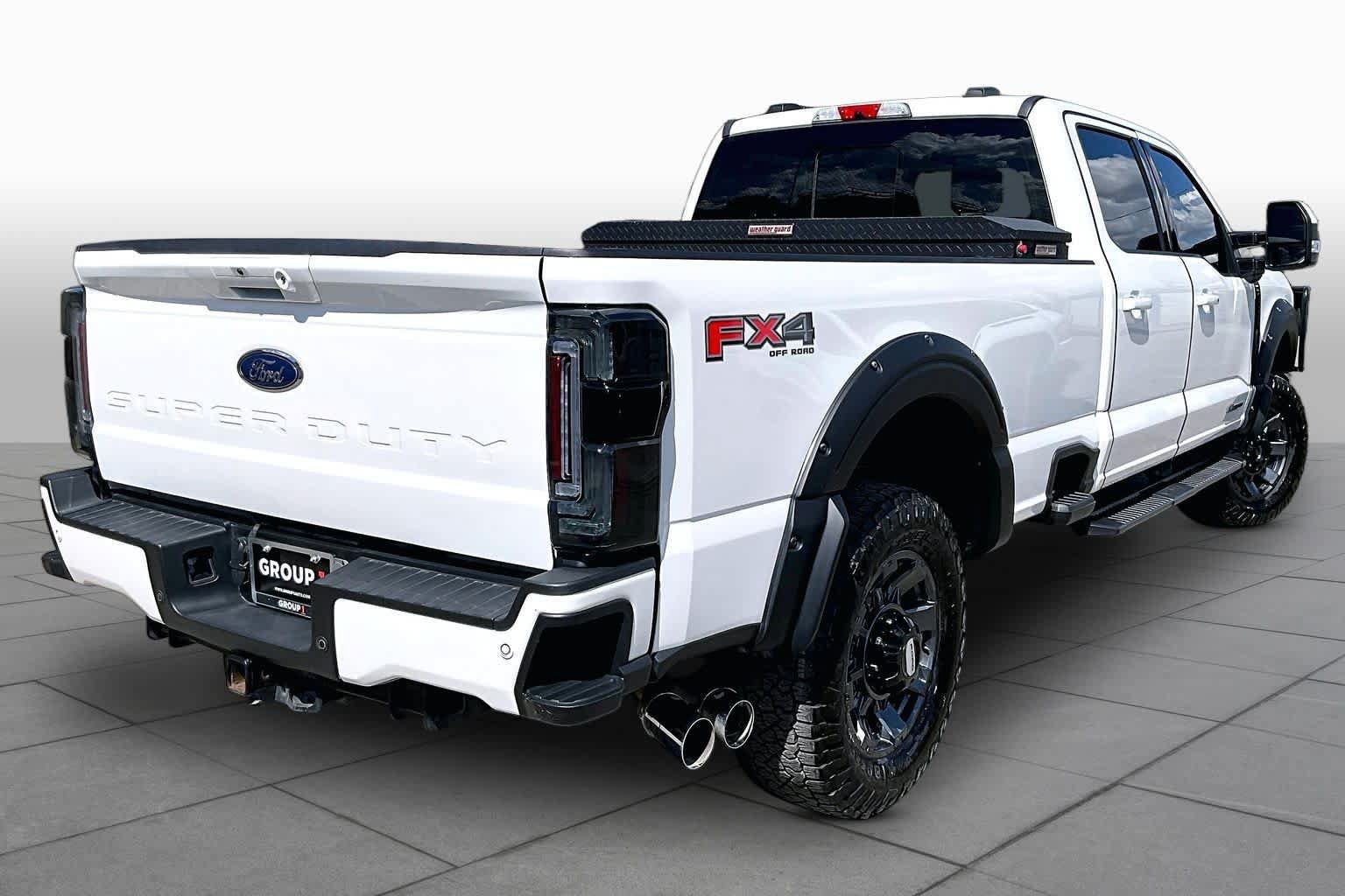 Used 2023 Ford F350 Lariat w/ Lariat Ultimate Package AWD/4WD image 13