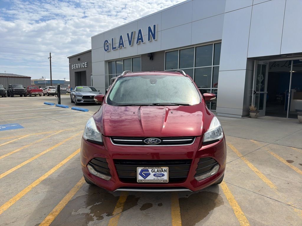 Used 2016 Ford Escape Titanium FWD image 2