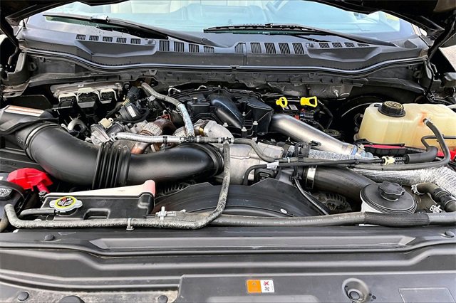 Used 2017 Ford F350 Lariat w/ Lariat Ultimate Package image 31