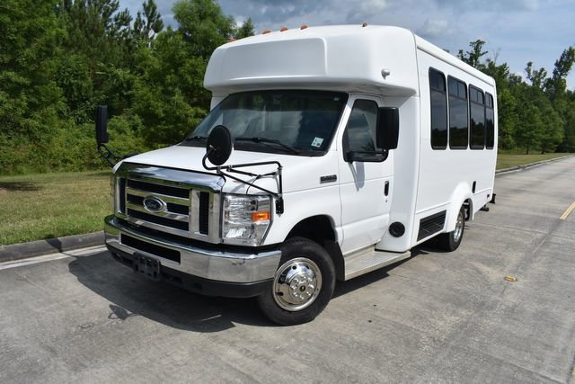 Used 2018 Ford E-350 and Econoline 350 Super Duty w/ Shuttle Bus Prep Package image 9