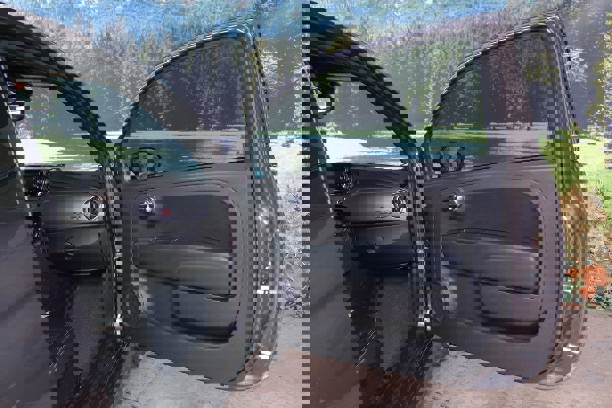 Used 2017 FIAT 500 e image 25