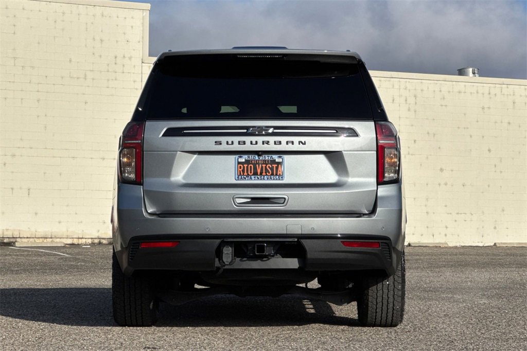 Used 2023 Chevrolet Suburban Z71 image 5