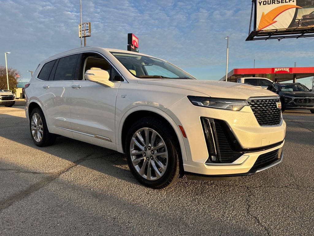 Certified 2023 Cadillac XT6 Premium Luxury image 11