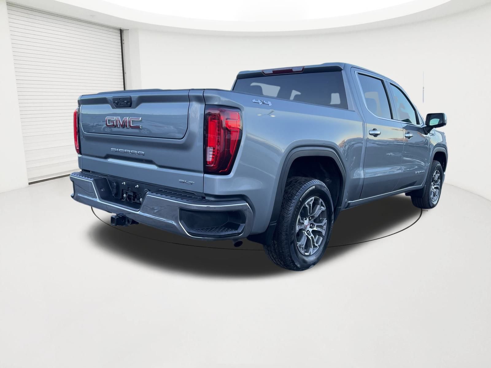 Certified 2025 GMC Sierra 1500 SLT image 5