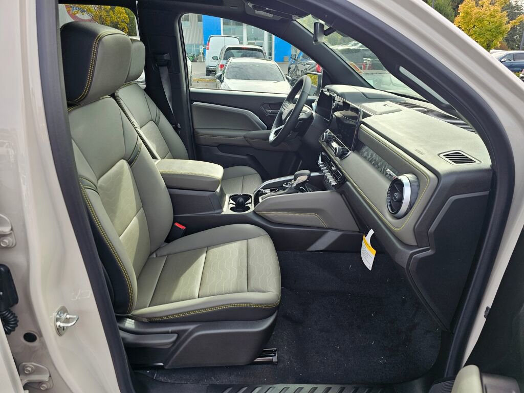 New 2026 Chevrolet Colorado ZR2 w/ Technology Package image 29