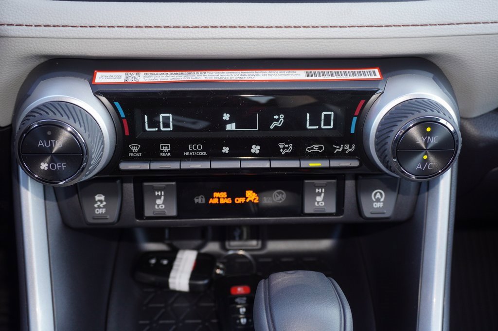 New 2025 Toyota RAV4 XLE image 15