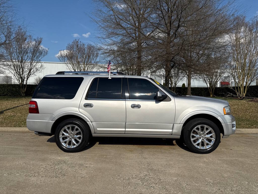 Used 2015 Ford Expedition Limited w/ Equipment Group 301A RWD image 2
