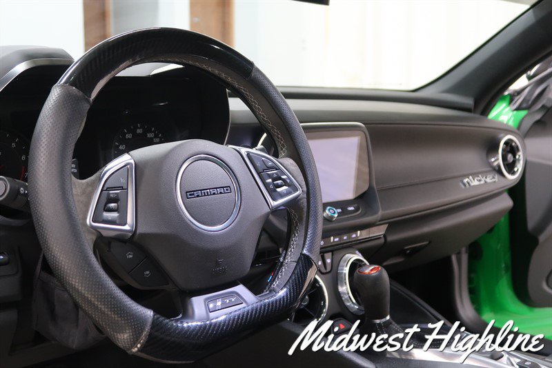 Used 2017 Chevrolet Camaro SS RWD image 28