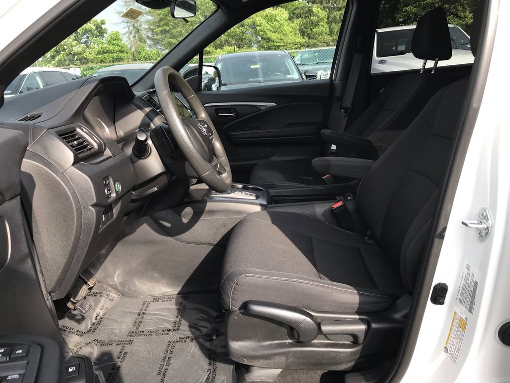 Used 2021 Honda Passport Sport image 11