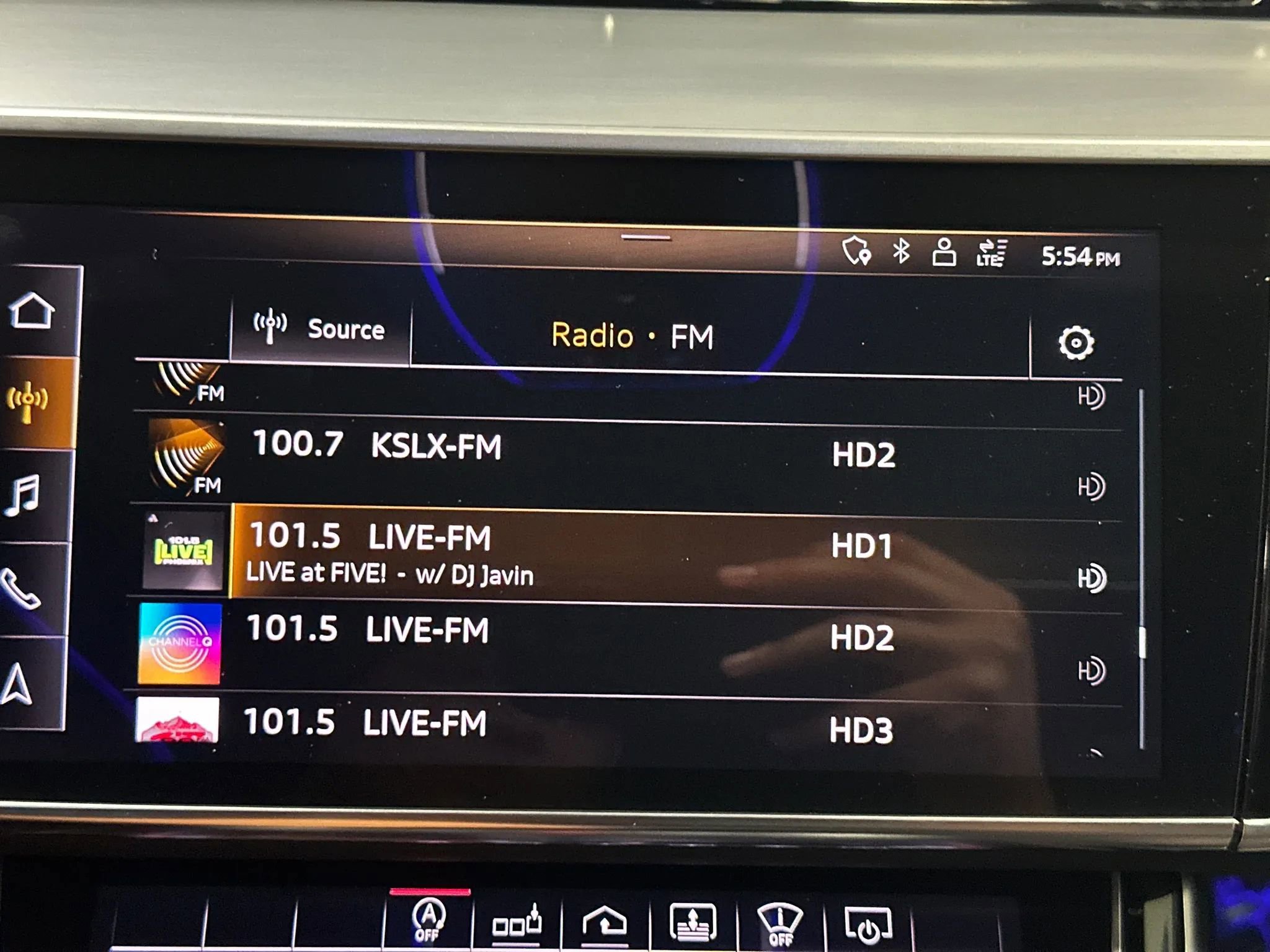 Used 2020 Audi A8 L 4.0T image 39