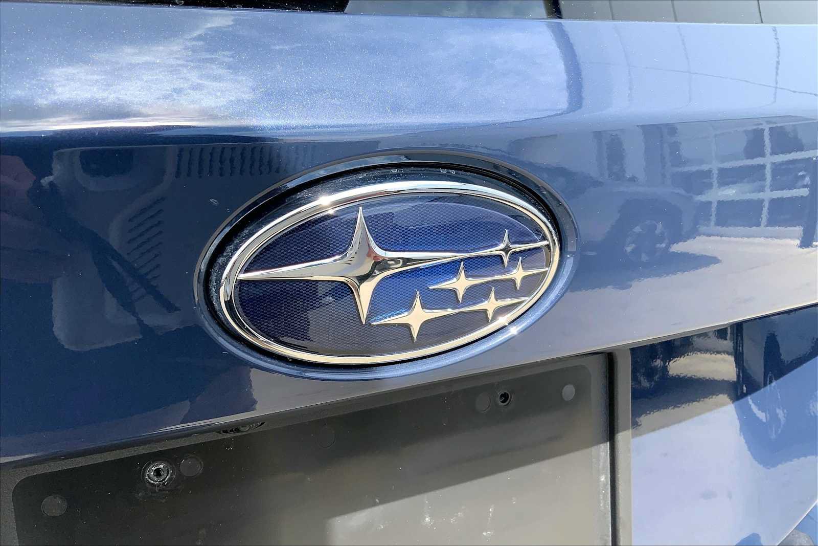 Certified 2025 Subaru Outback Limited AWD/4WD image 33