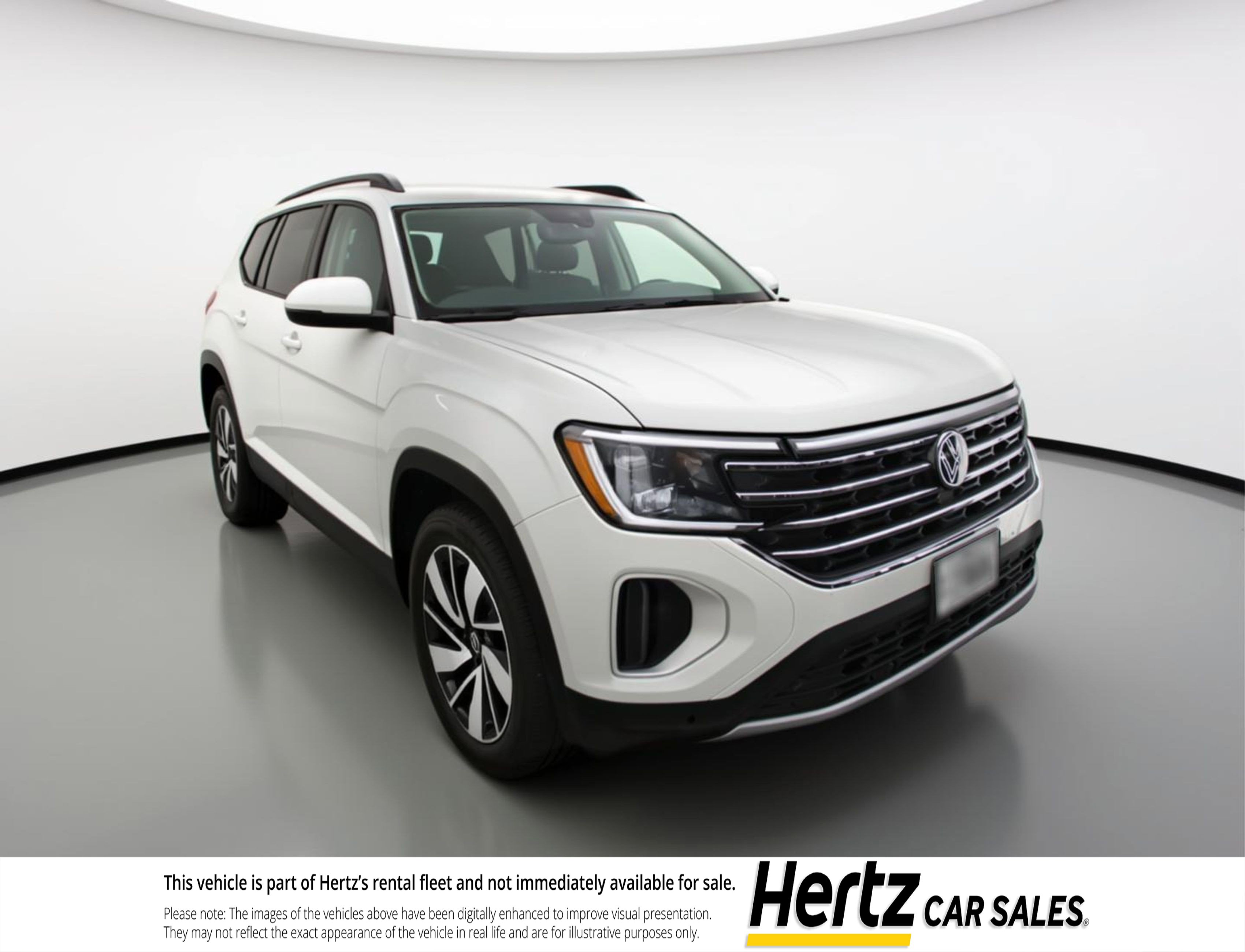 Used 2025 Volkswagen Atlas SE AWD/4WD image 1