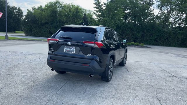 Used 2025 Toyota RAV4 XLE Premium AWD/4WD image 8