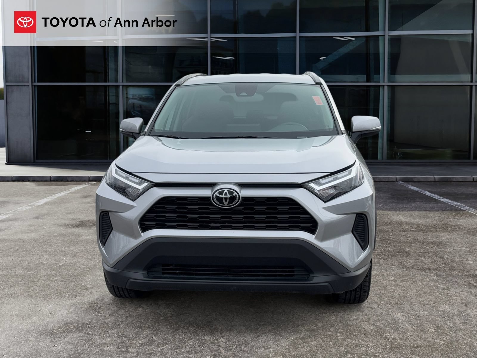 Used 2022 Toyota RAV4 XLE AWD/4WD image 12