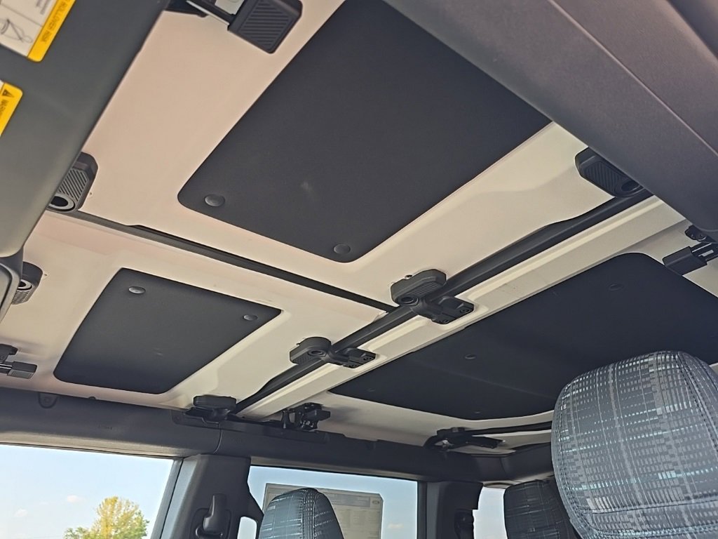New 2025 Ford Bronco Heritage Edition image 18