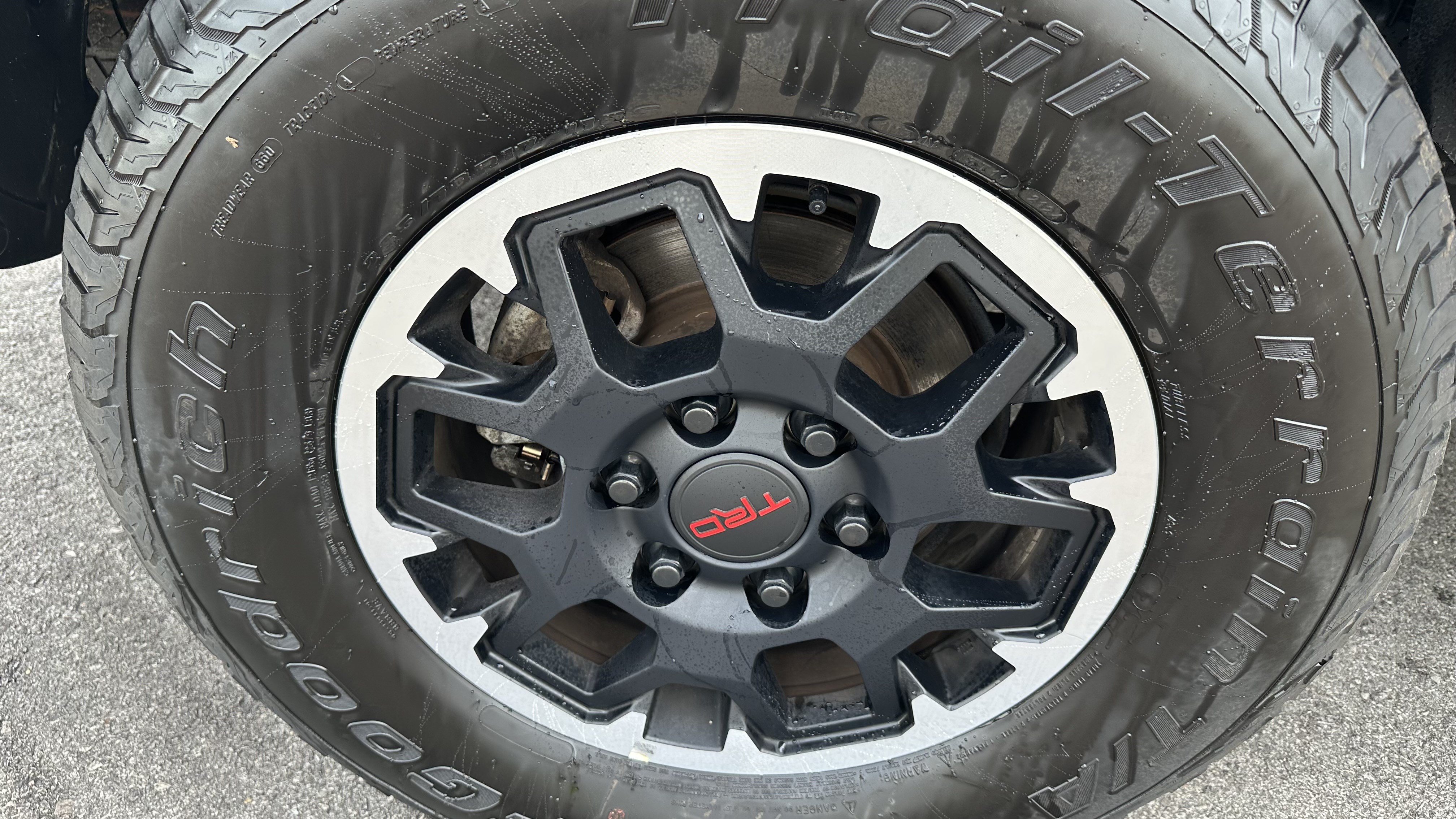 Used 2024 Toyota Tacoma TRD Off-Road w/ TRD Off Road Premium Package AWD/4WD image 14
