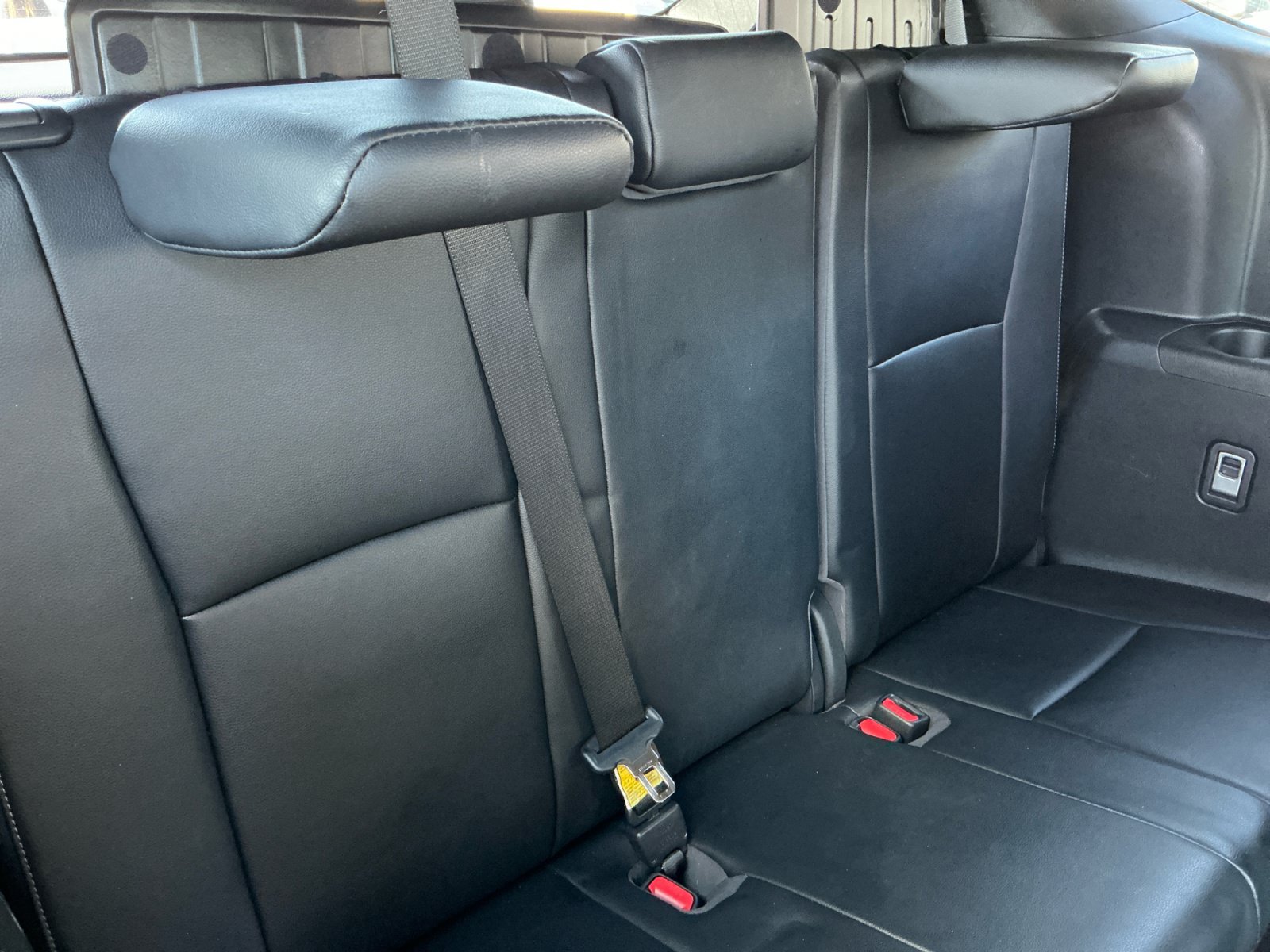Used 2023 Toyota Highlander XSE FWD image 28