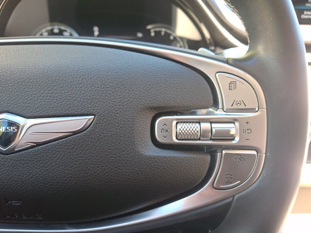 Used 2023 Genesis GV70 2.5T w/ Advanced Package AWD/4WD image 18