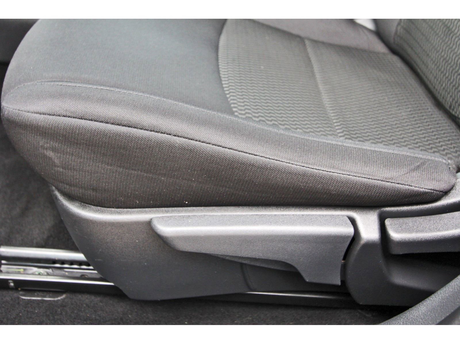 Used 2021 Nissan Sentra S FWD image 29