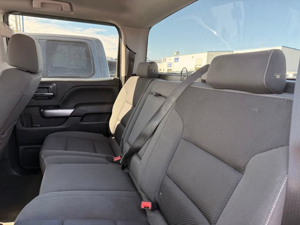 Used 2018 Chevrolet Silverado 1500 LT AWD/4WD image 17