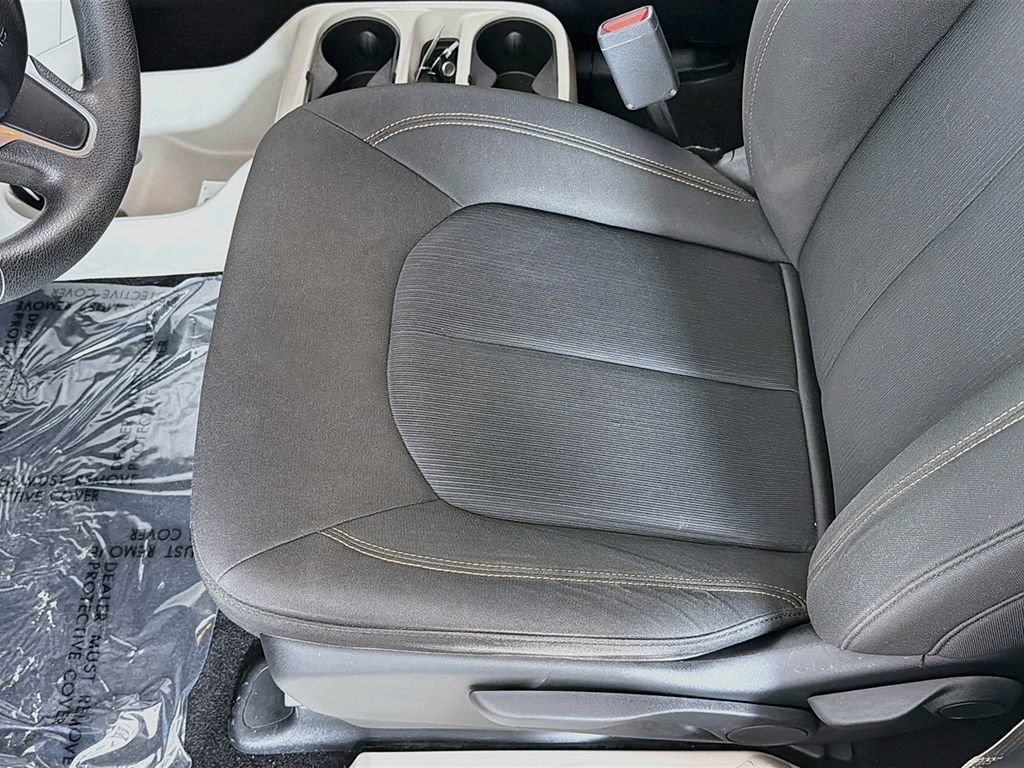 Used 2018 Chrysler Pacifica L FWD image 22