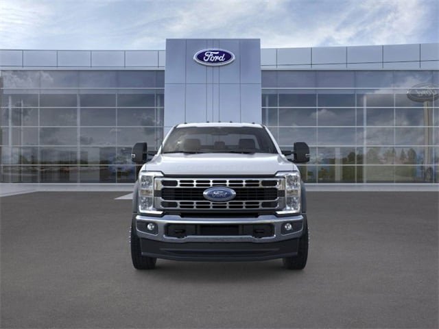 New 2026 Ford F550 4x4 Regular Cab Super Duty w/ XL Chrome Package image 35