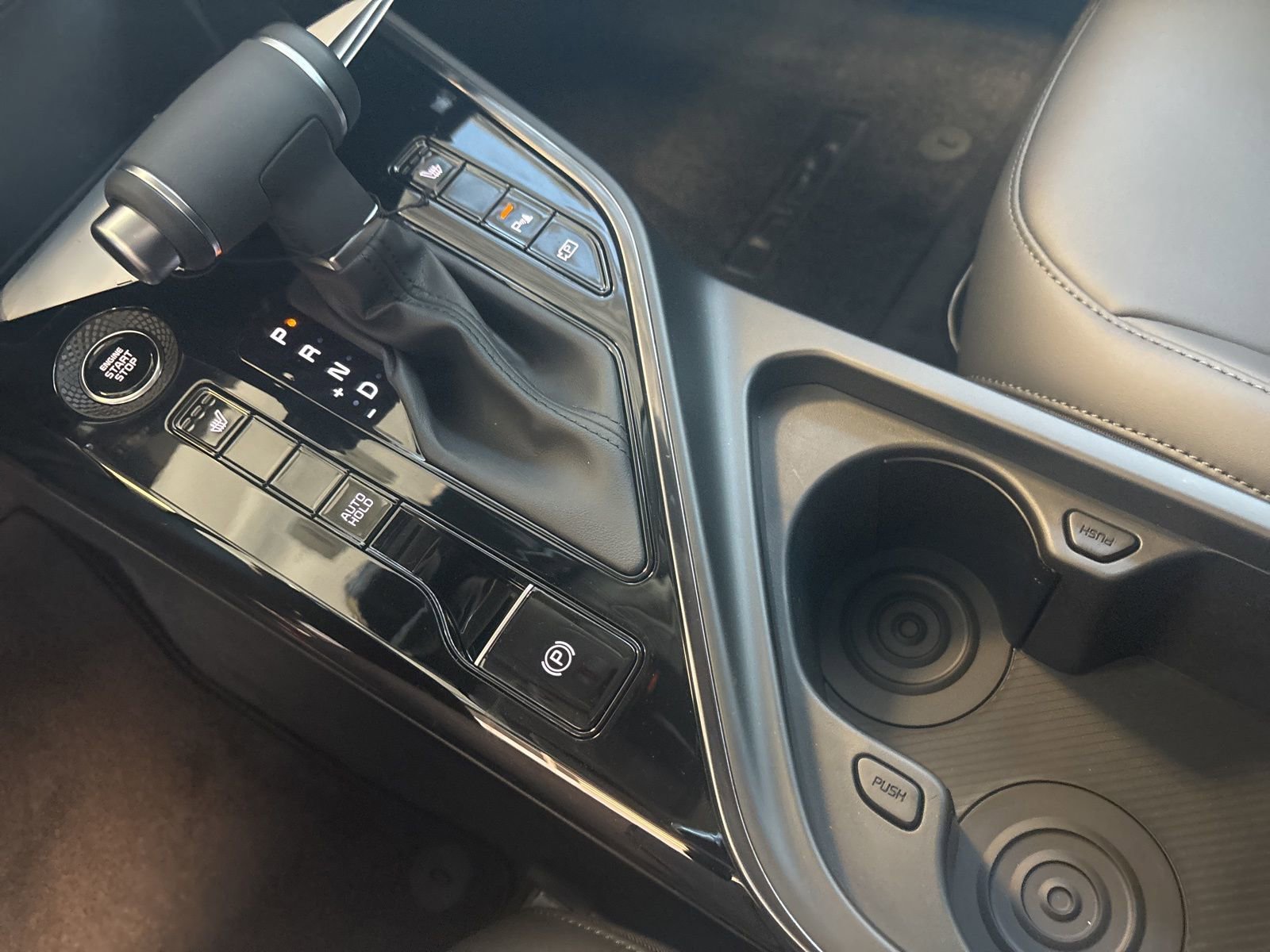 New 2025 Kia Niro EX image 21