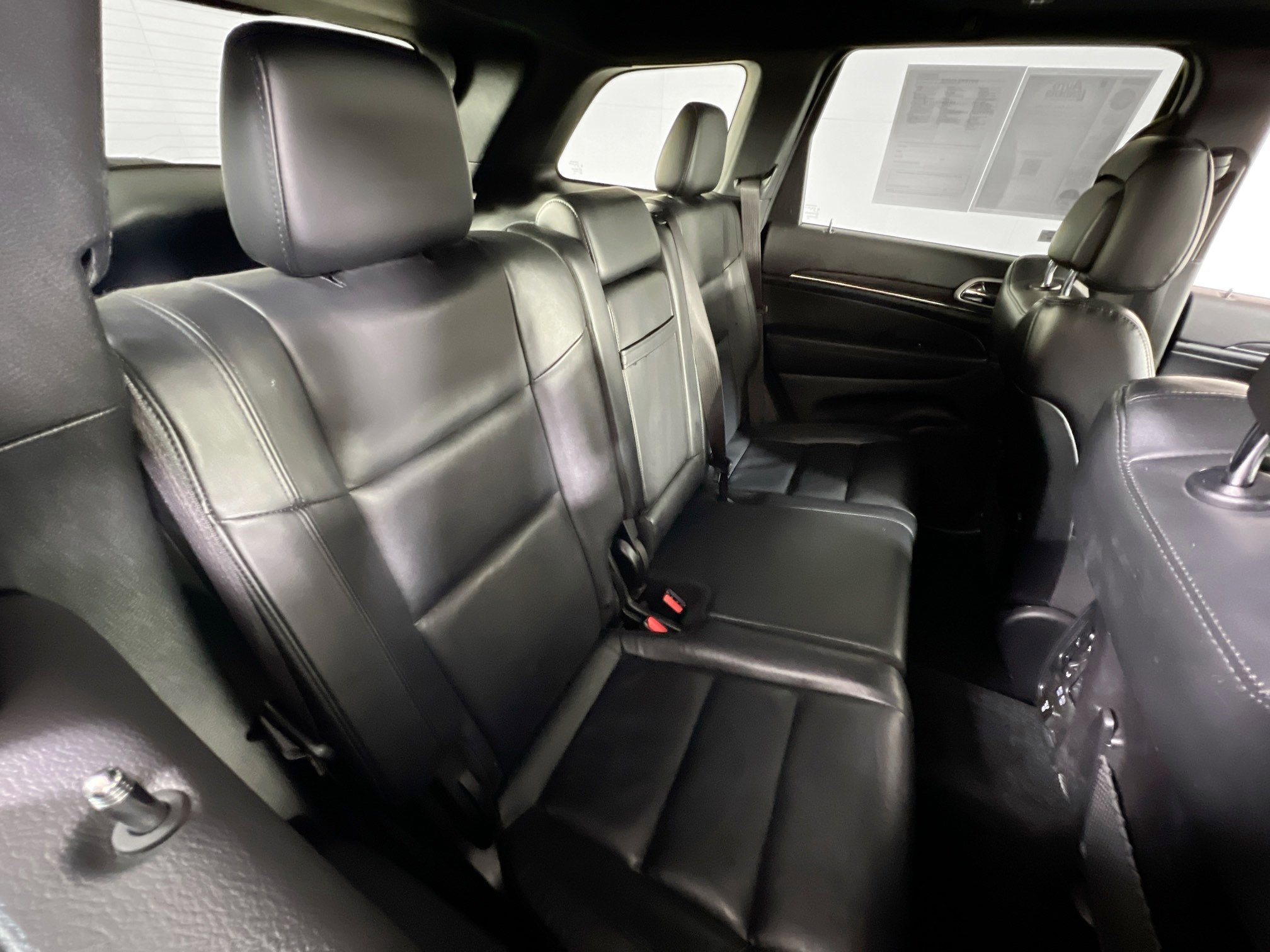 Used 2021 Jeep Grand Cherokee Limited image 27