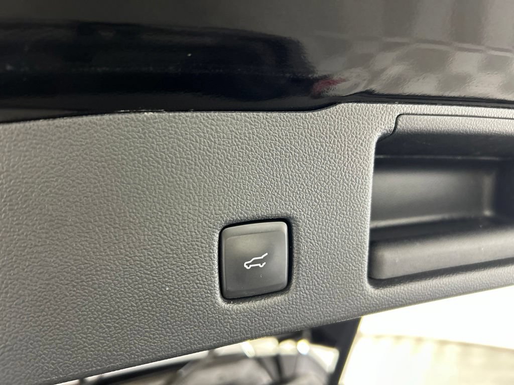 Used 2023 Ford Escape ST-Line w/ Tech Pack #1 AWD/4WD image 26