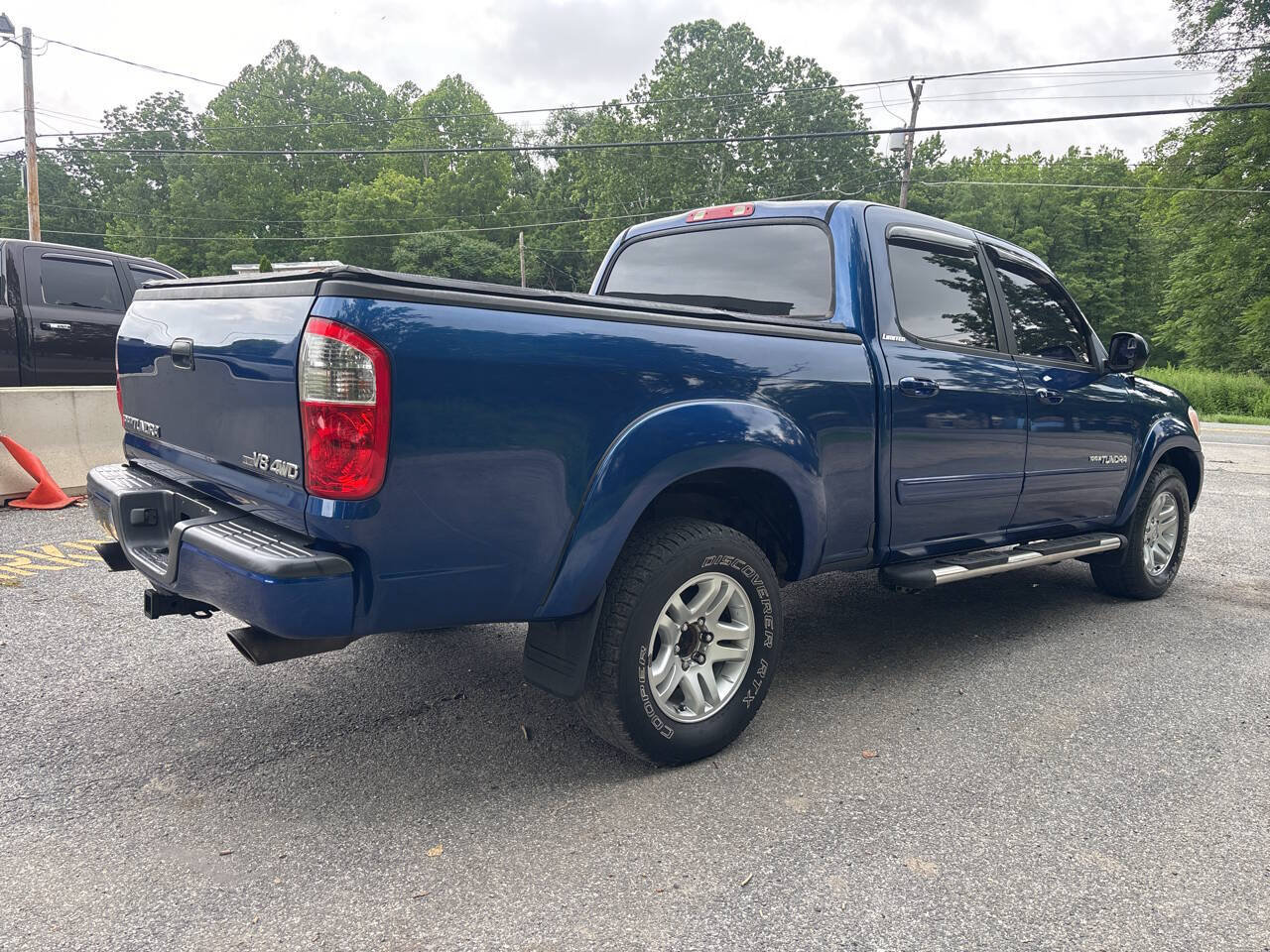 Used 2005 Toyota Tundra Limited w/ All Weather Guard Pkg AWD/4WD image 12