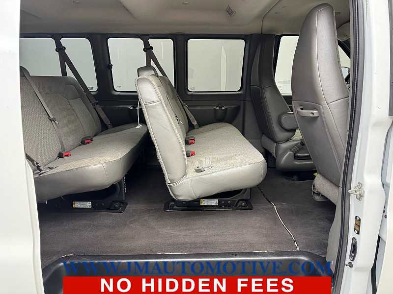 Used 2021 Chevrolet Express 3500 LT w/ LT Preferred Equipment Group image 18