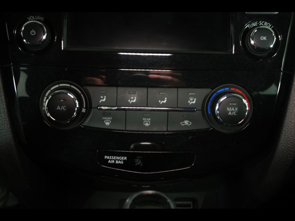 Used 2020 Nissan Rogue Sport S AWD/4WD image 18