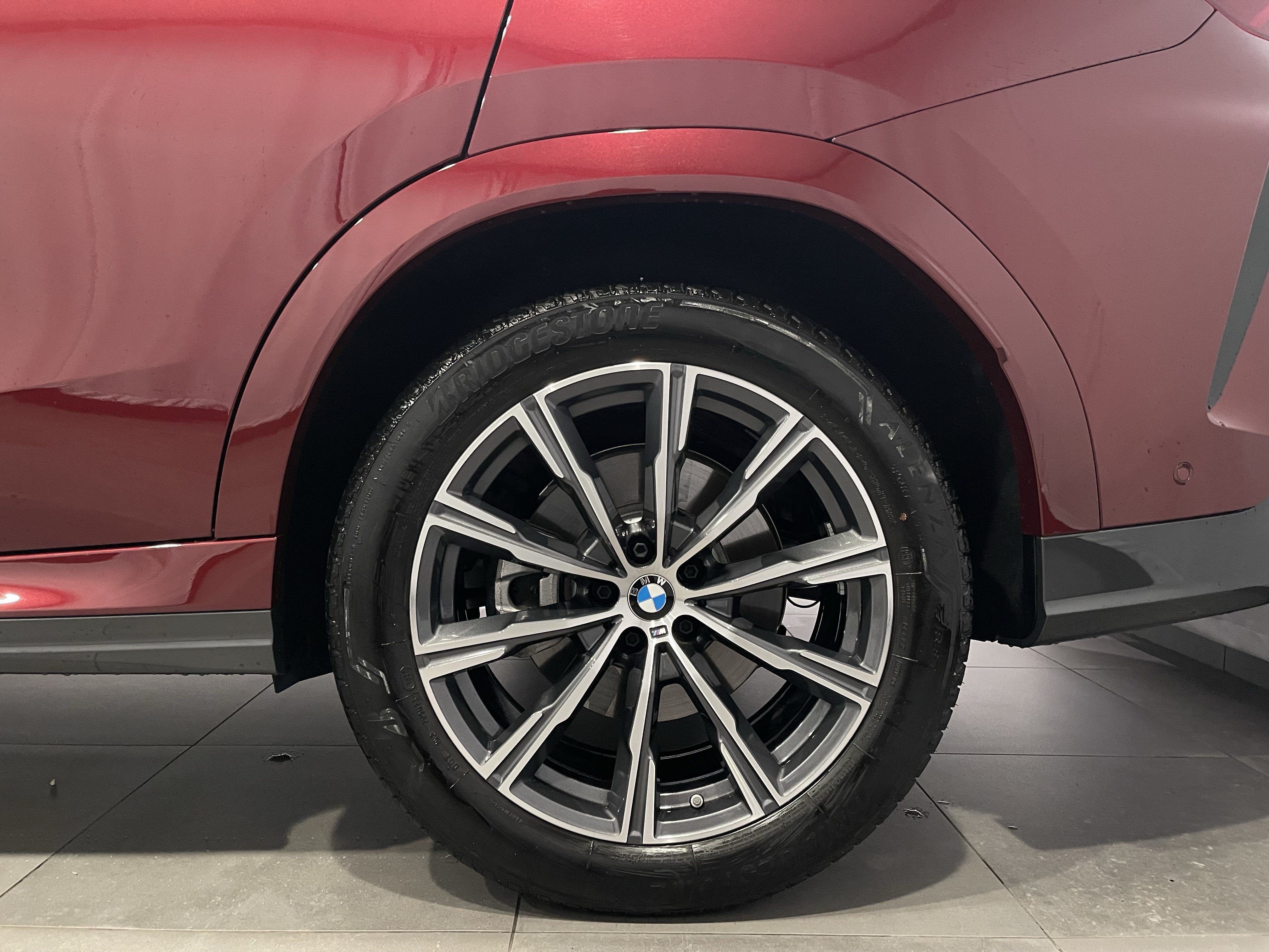 Used 2027 BMW X6 xDrive40i AWD/4WD image 8