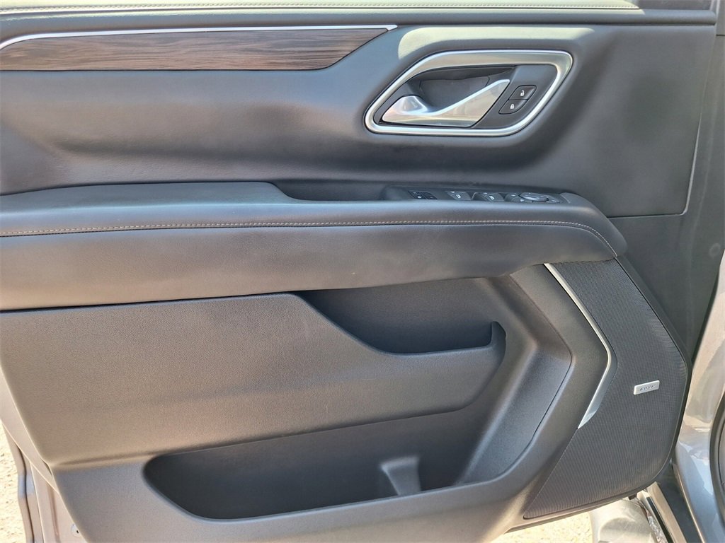 Used 2021 Chevrolet Tahoe Z71 w/ Z71 Off-Road Package image 34