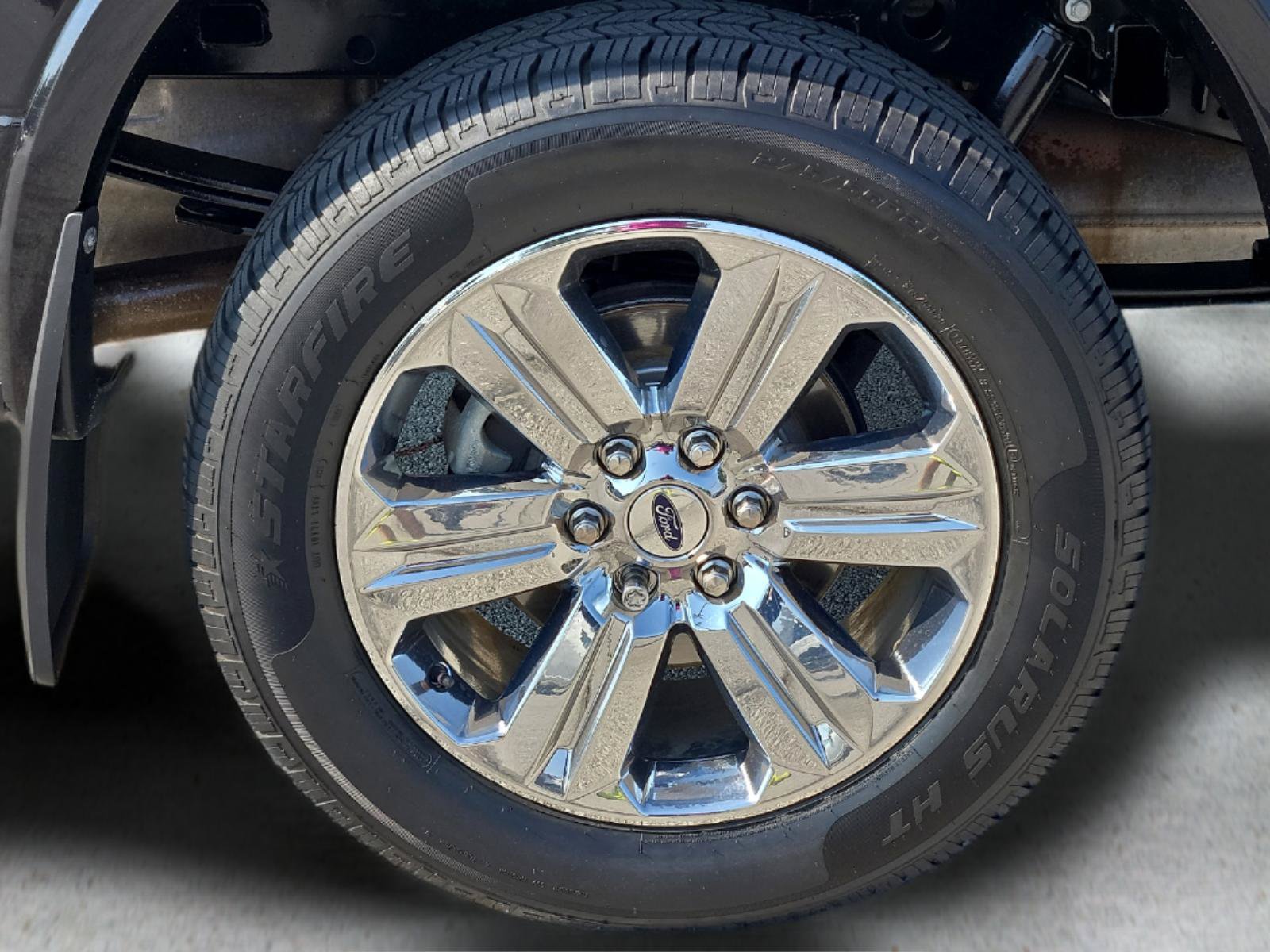Used 2019 Ford F150 Lariat AWD/4WD image 8
