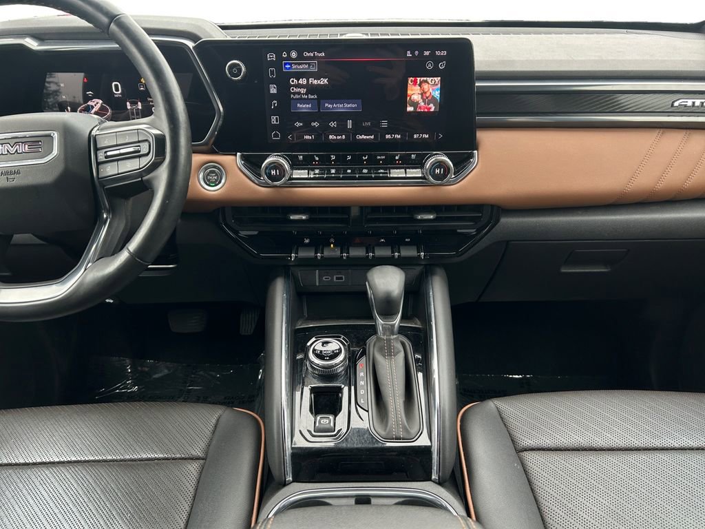 Used 2023 GMC Canyon AT4 w/ AT4 Premium Package image 12
