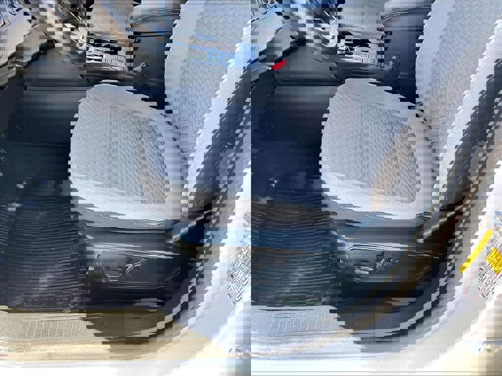 Used 2020 Ford Escape SE AWD/4WD image 33